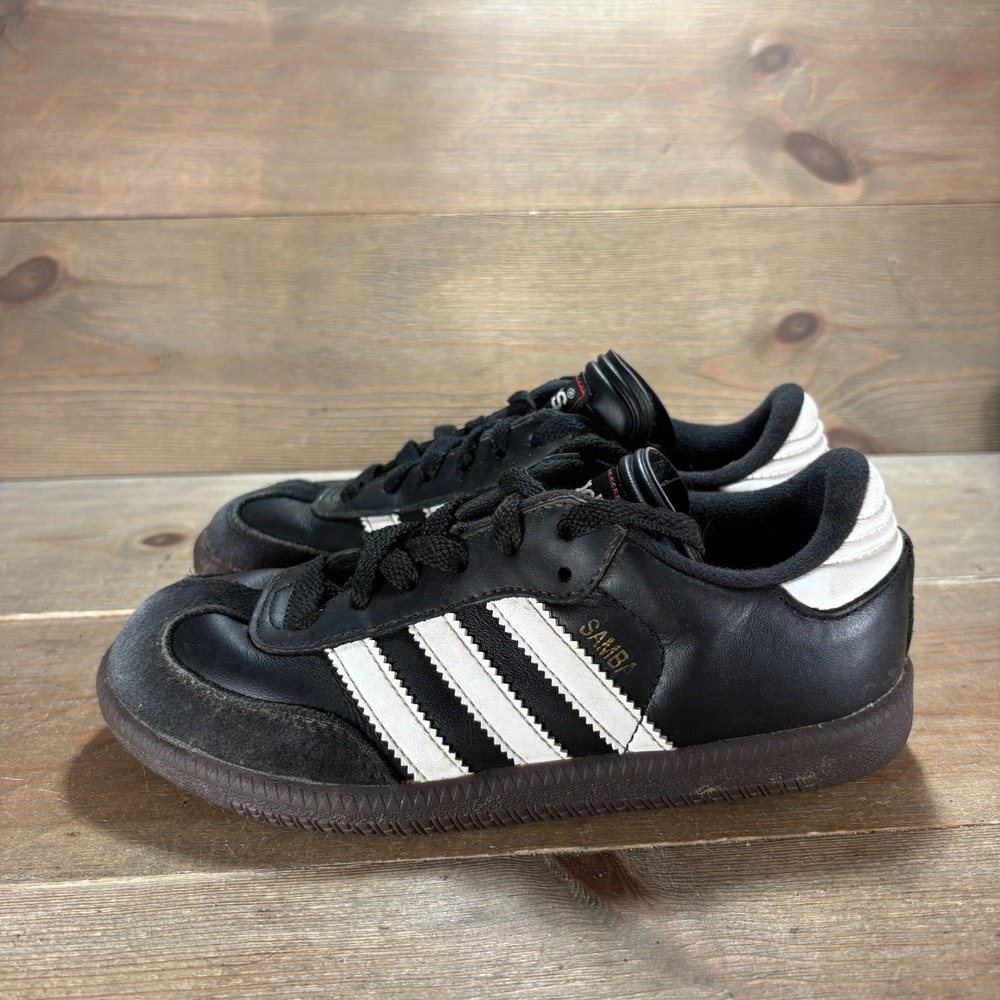 Adidas Samba Classic Boys size 1.5 shoes Black Leather Lace Up sneakers